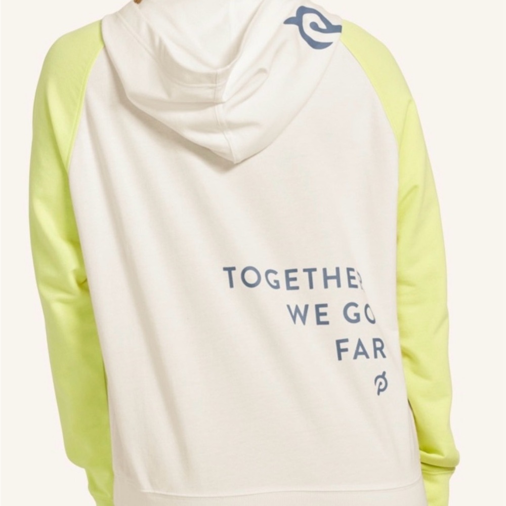 NWT Peloton 1/4 Zip Raglan Pullover Sweatshirt Size Medium